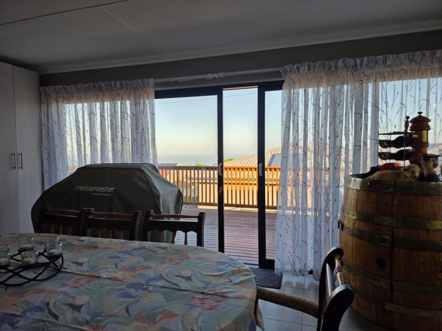 3 Bedroom Property for Sale in Dana Bay Western Cape